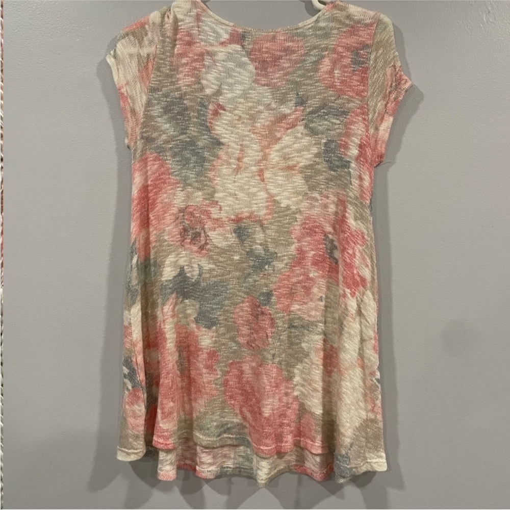 Akemi Kin Multi Color Knit Short Sleeve Top - Picture 6 of 8